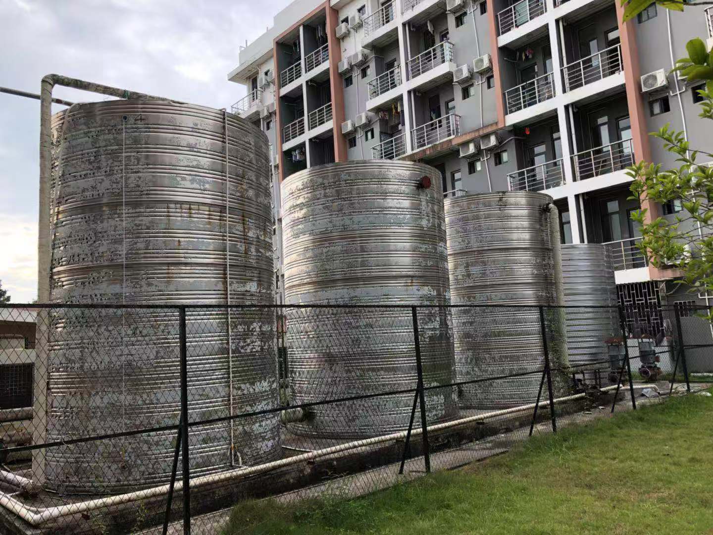 南宁不锈钢水箱厂家，消防生活保温水箱选型指南