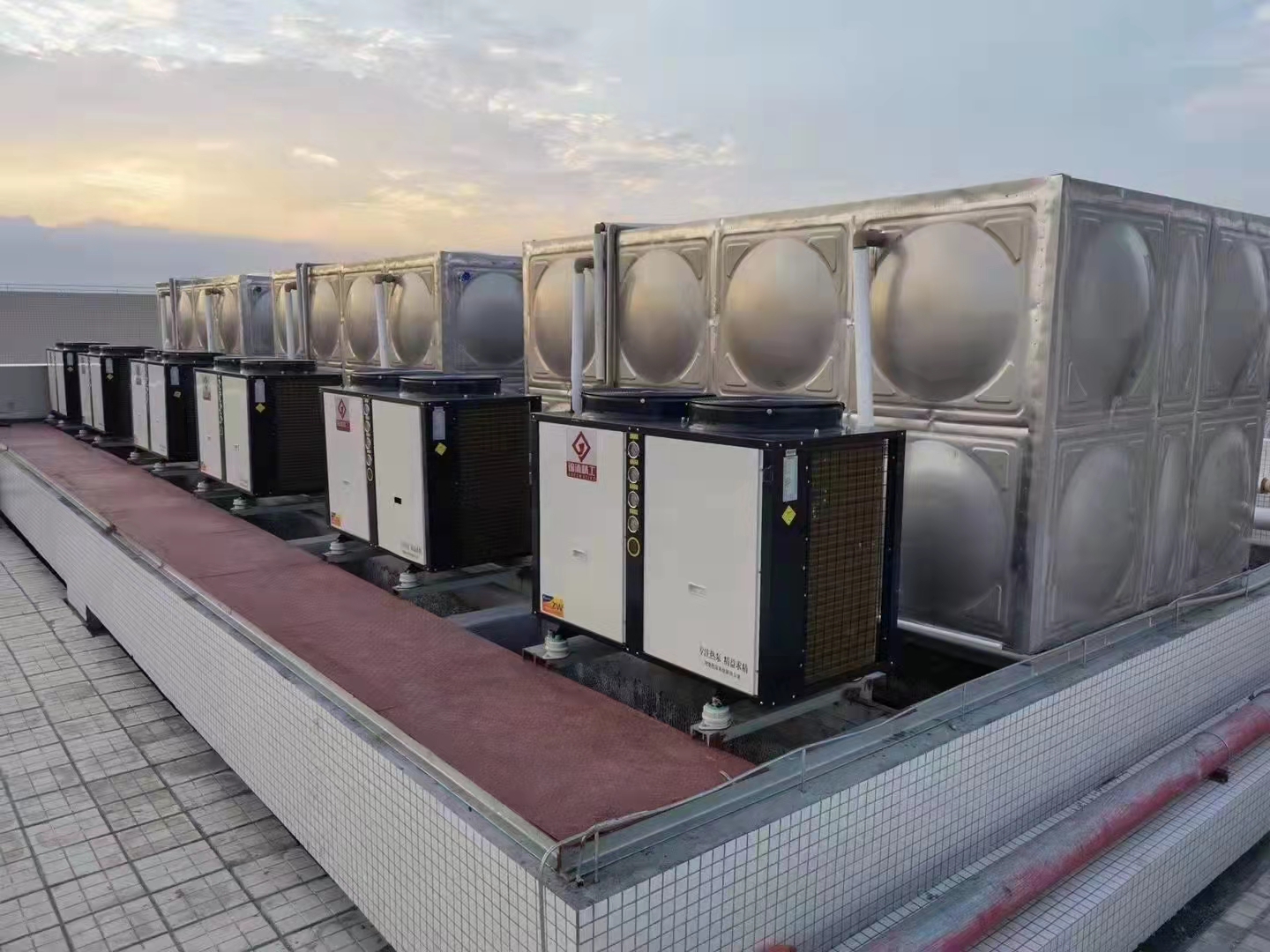 空气能热水工程项目，国内知名品牌选型收藏