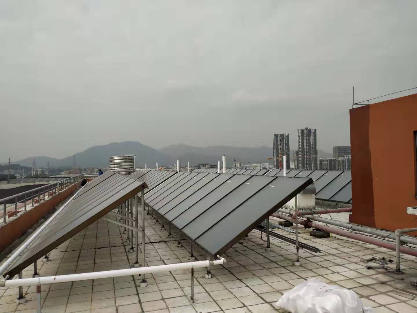 太阳能热水器主流厂家盘点，家用工程都适用