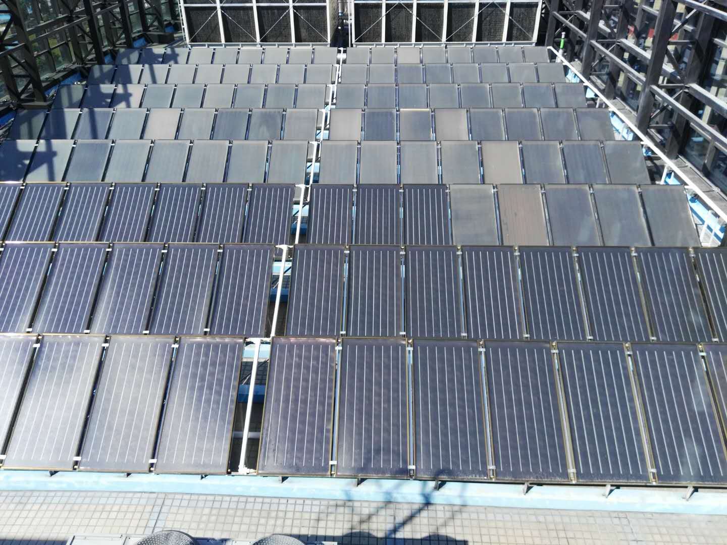 同样做太阳能热水工程，惠州各家工厂差距到底在哪？